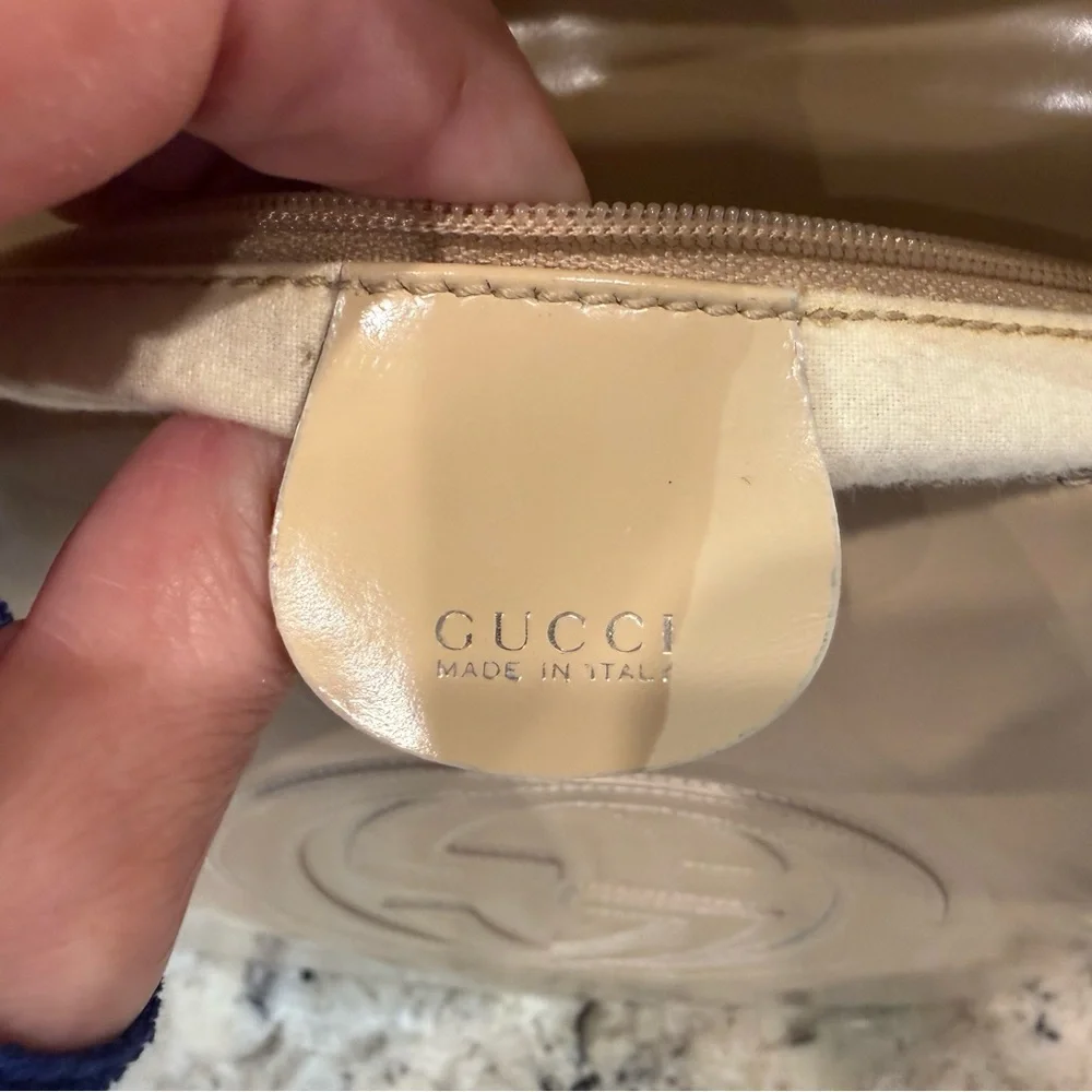 Gucci EUC Vintage Cream Patent Leather Shoulder Bag w/COA - Picture 5 of 14